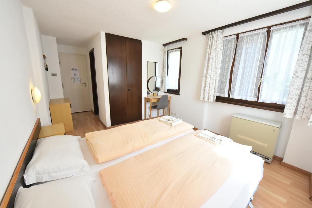 Hotel Pensione Serena Purasca Exterior photo