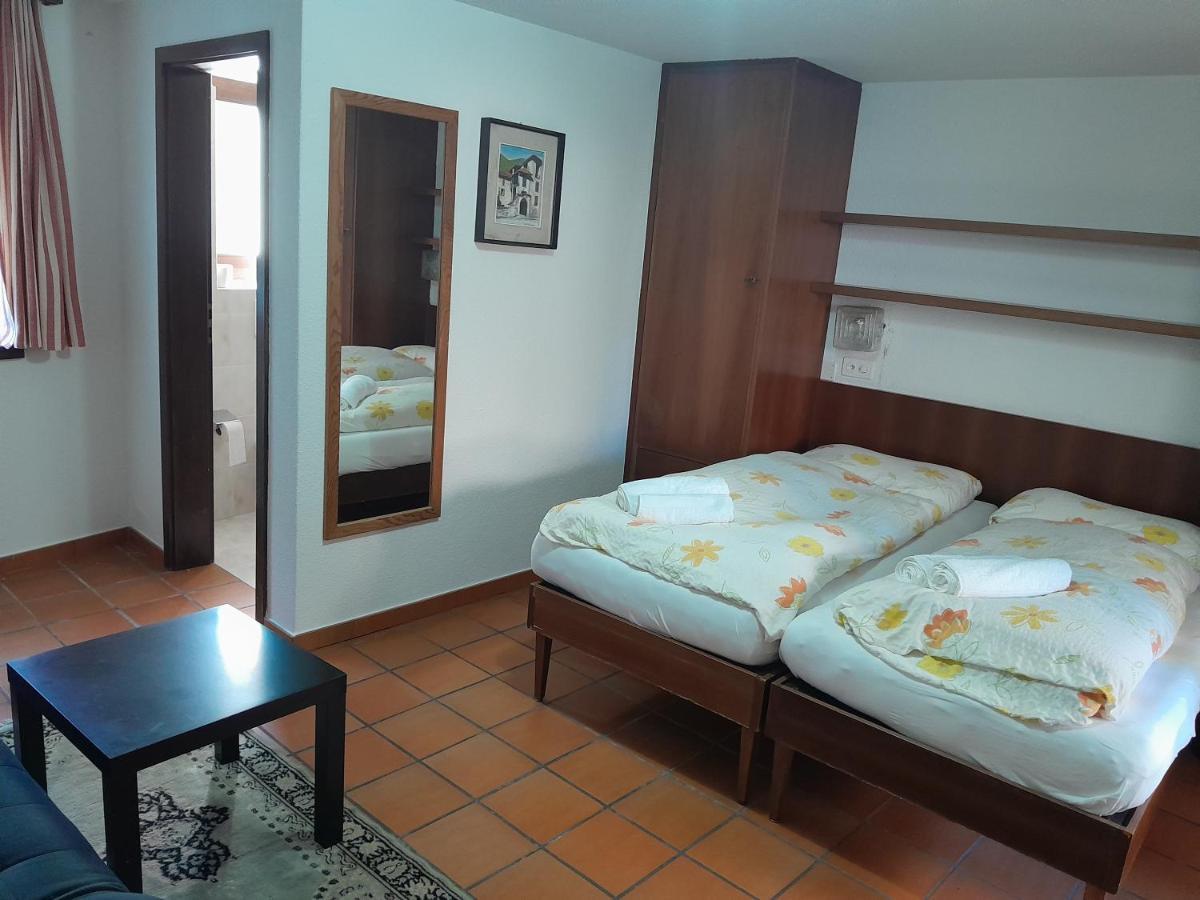 Hotel Pensione Serena Purasca Exterior photo