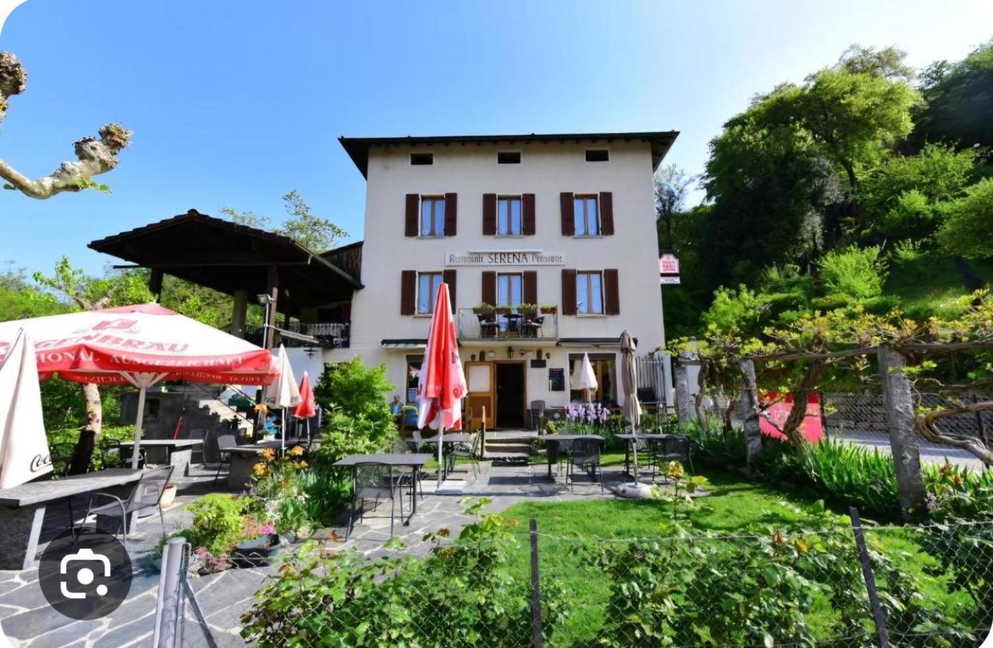 Hotel Pensione Serena Purasca Exterior photo
