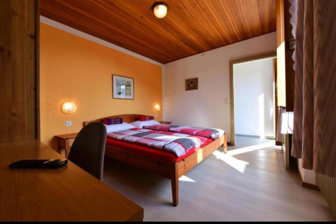 Hotel Pensione Serena Purasca Exterior photo