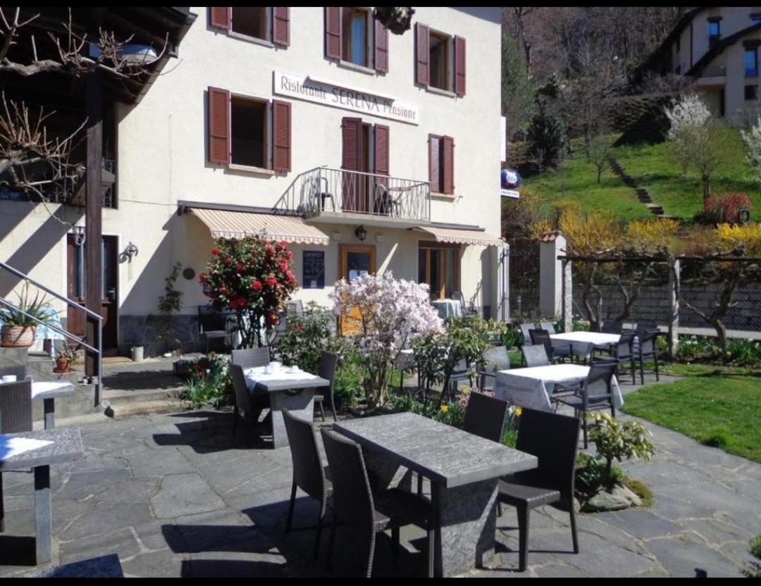 Hotel Pensione Serena Purasca Exterior photo